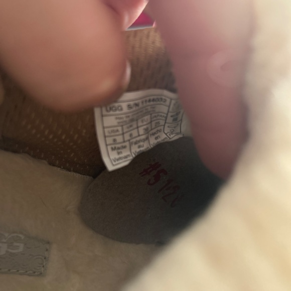 Boots - Picture 2 of 3